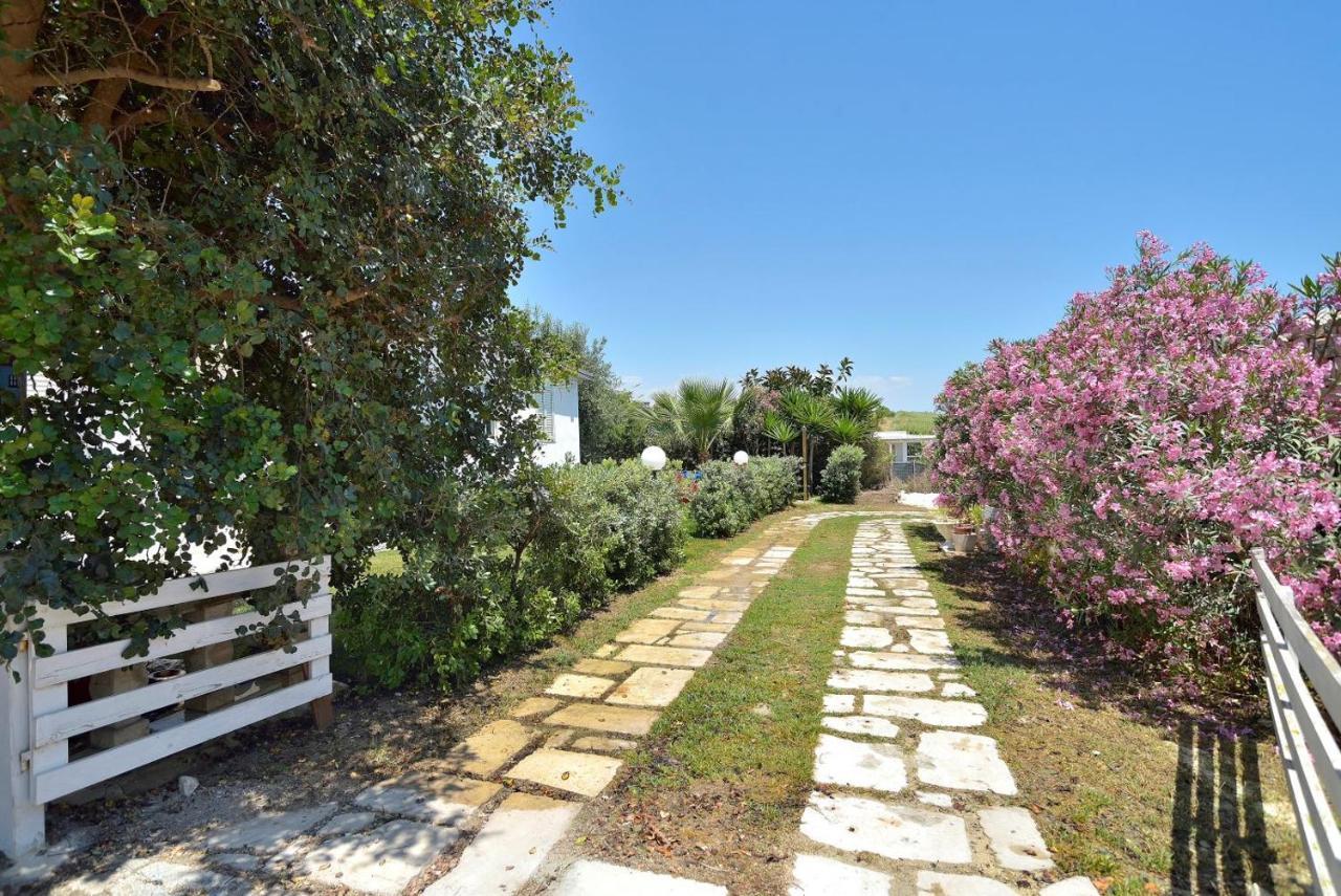 Casa Con Accesso Al Mare Lägenhet Santa Maria Del Focallo Exteriör bild