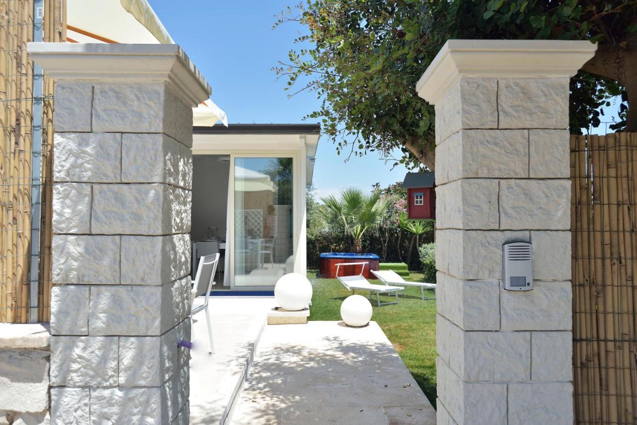 Casa Con Accesso Al Mare Lägenhet Santa Maria Del Focallo Exteriör bild