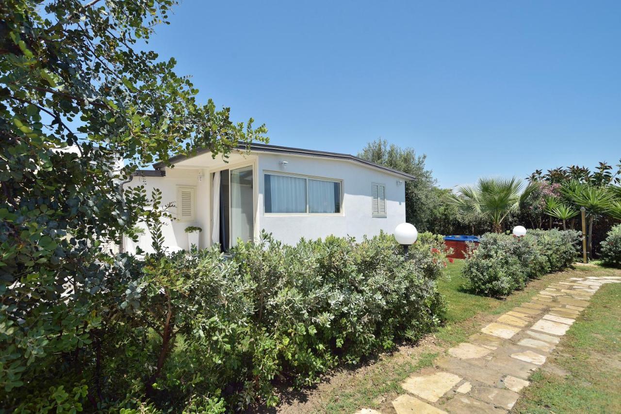 Casa Con Accesso Al Mare Lägenhet Santa Maria Del Focallo Exteriör bild