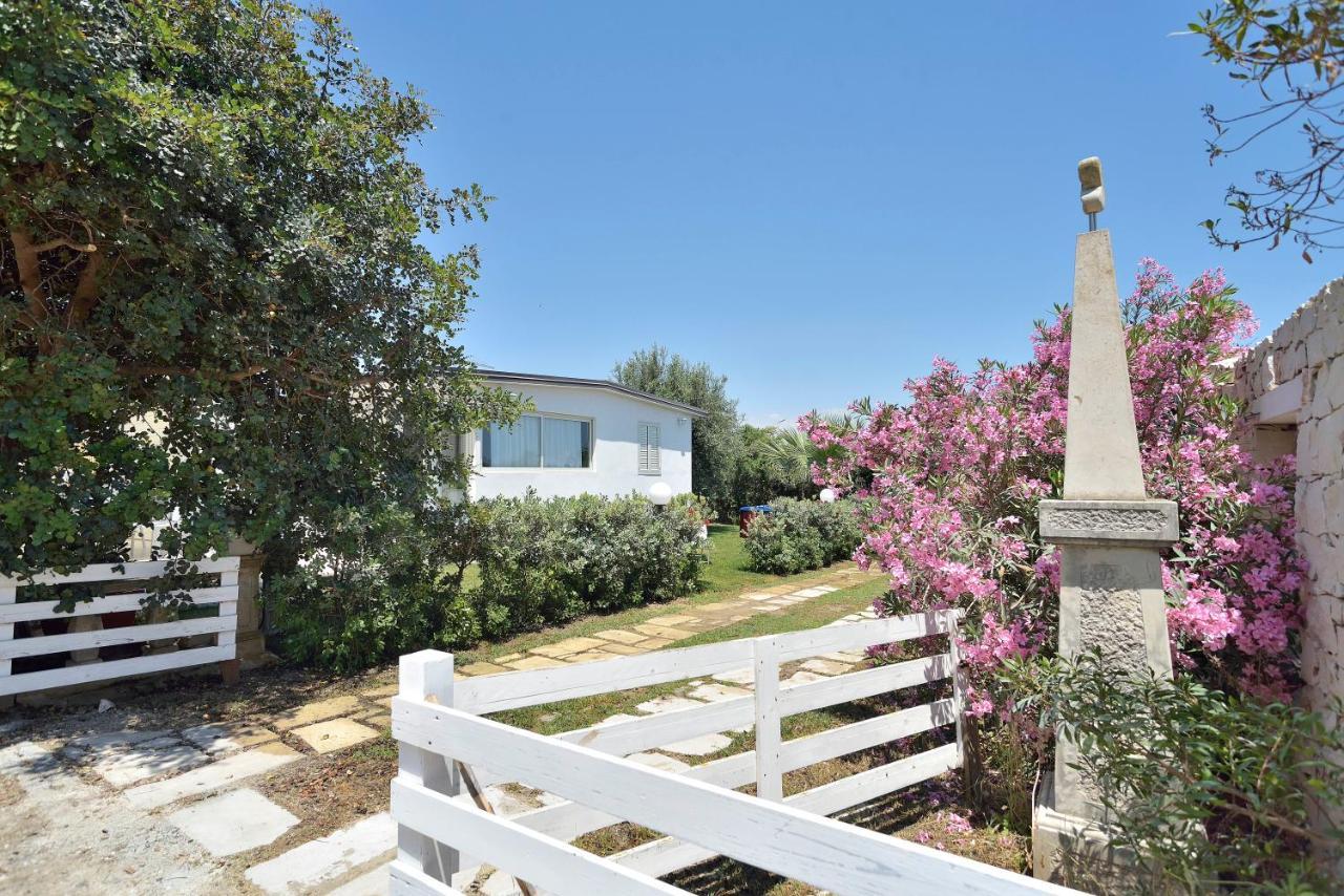 Casa Con Accesso Al Mare Lägenhet Santa Maria Del Focallo Exteriör bild