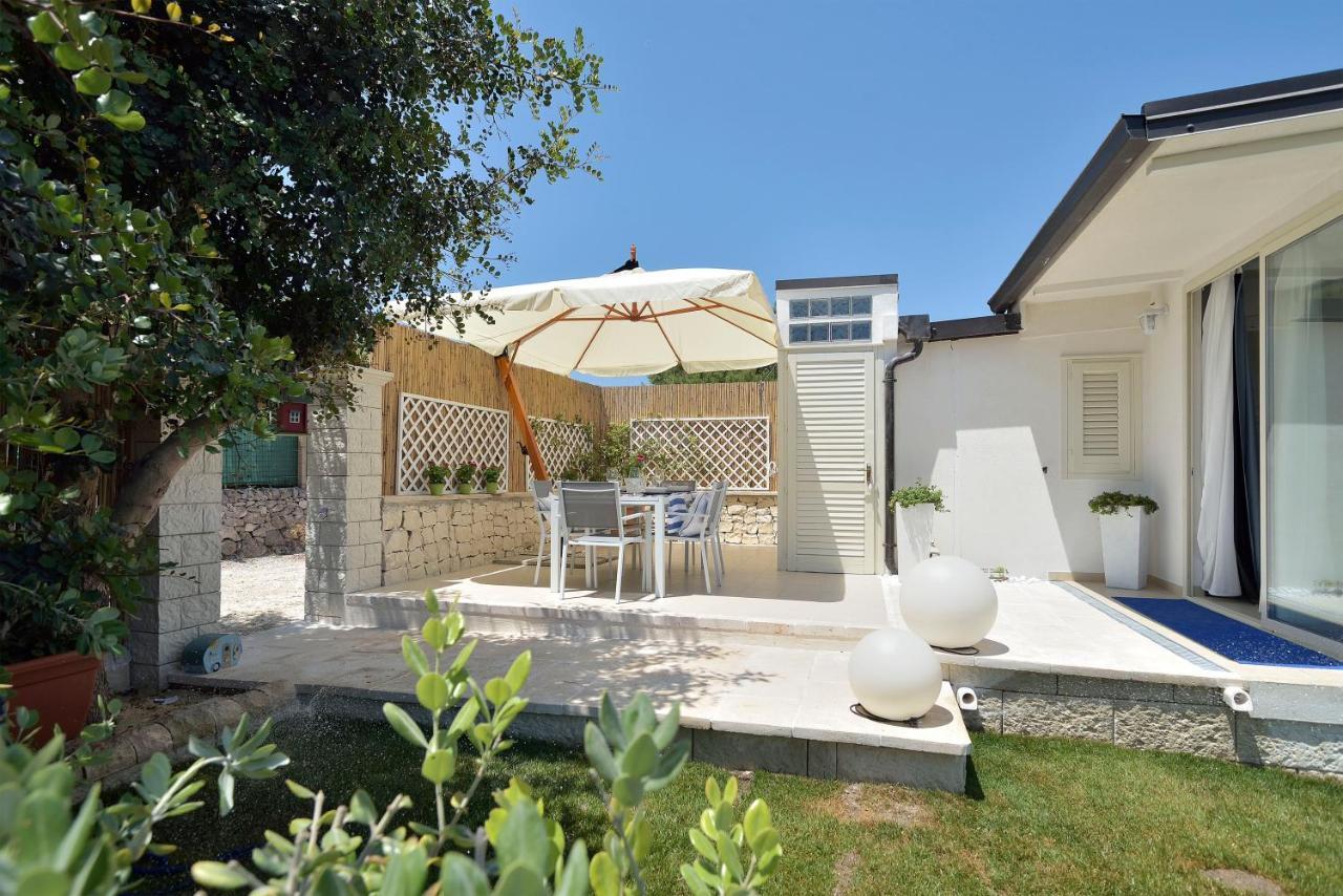 Casa Con Accesso Al Mare Lägenhet Santa Maria Del Focallo Exteriör bild